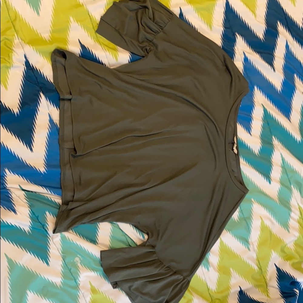 no comment NY•LA navy green shirt